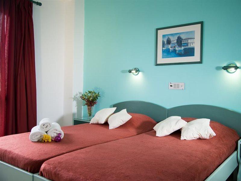 Theoni Apartments Μάλια Εξωτερικό φωτογραφία