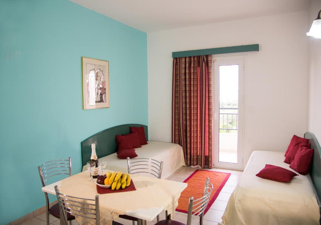 Theoni Apartments Μάλια Εξωτερικό φωτογραφία
