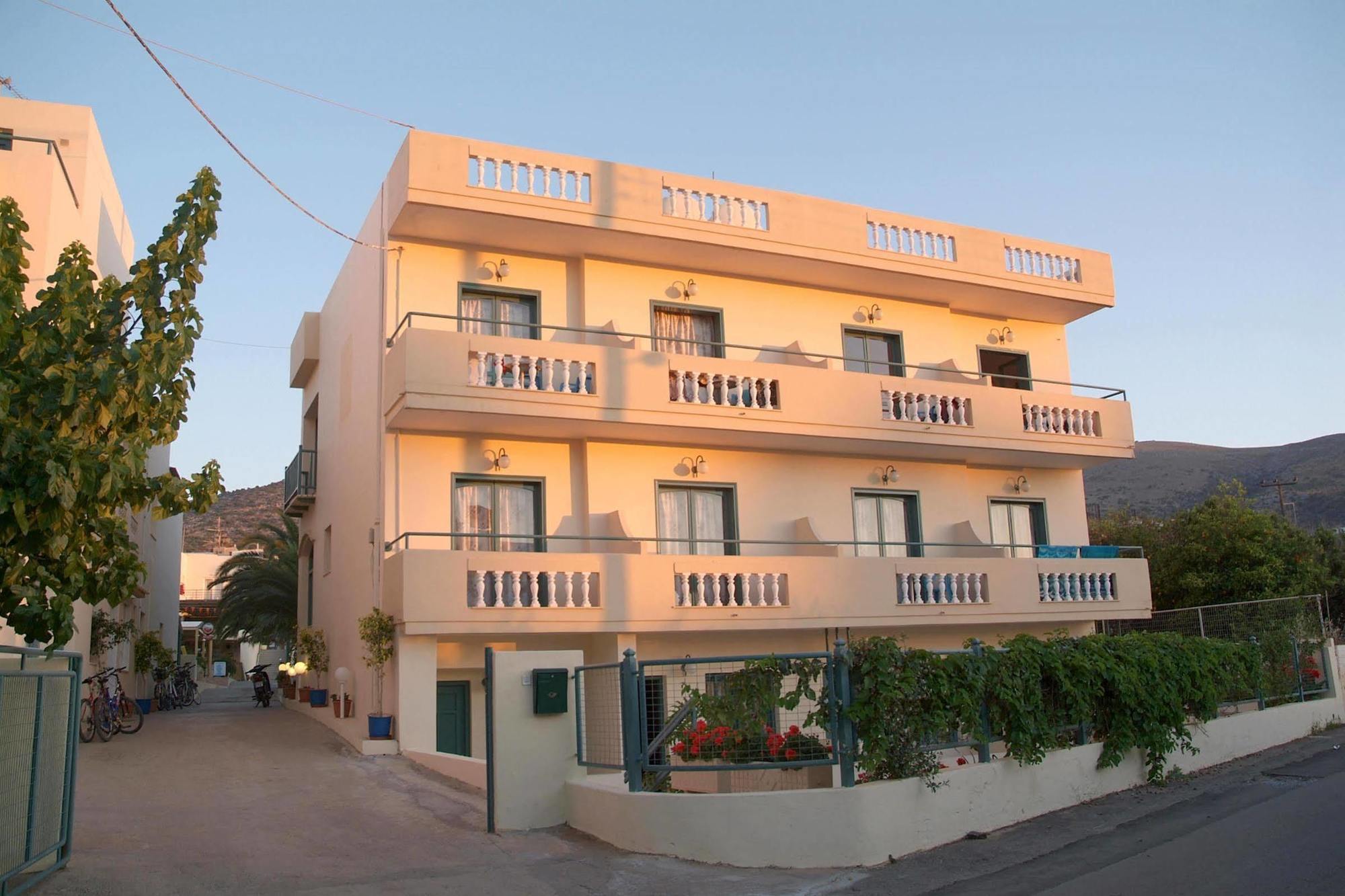 Theoni Apartments Μάλια Εξωτερικό φωτογραφία